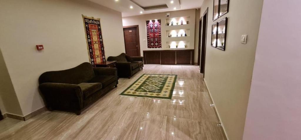 Black Iris Hotel II Madaba Luaran gambar